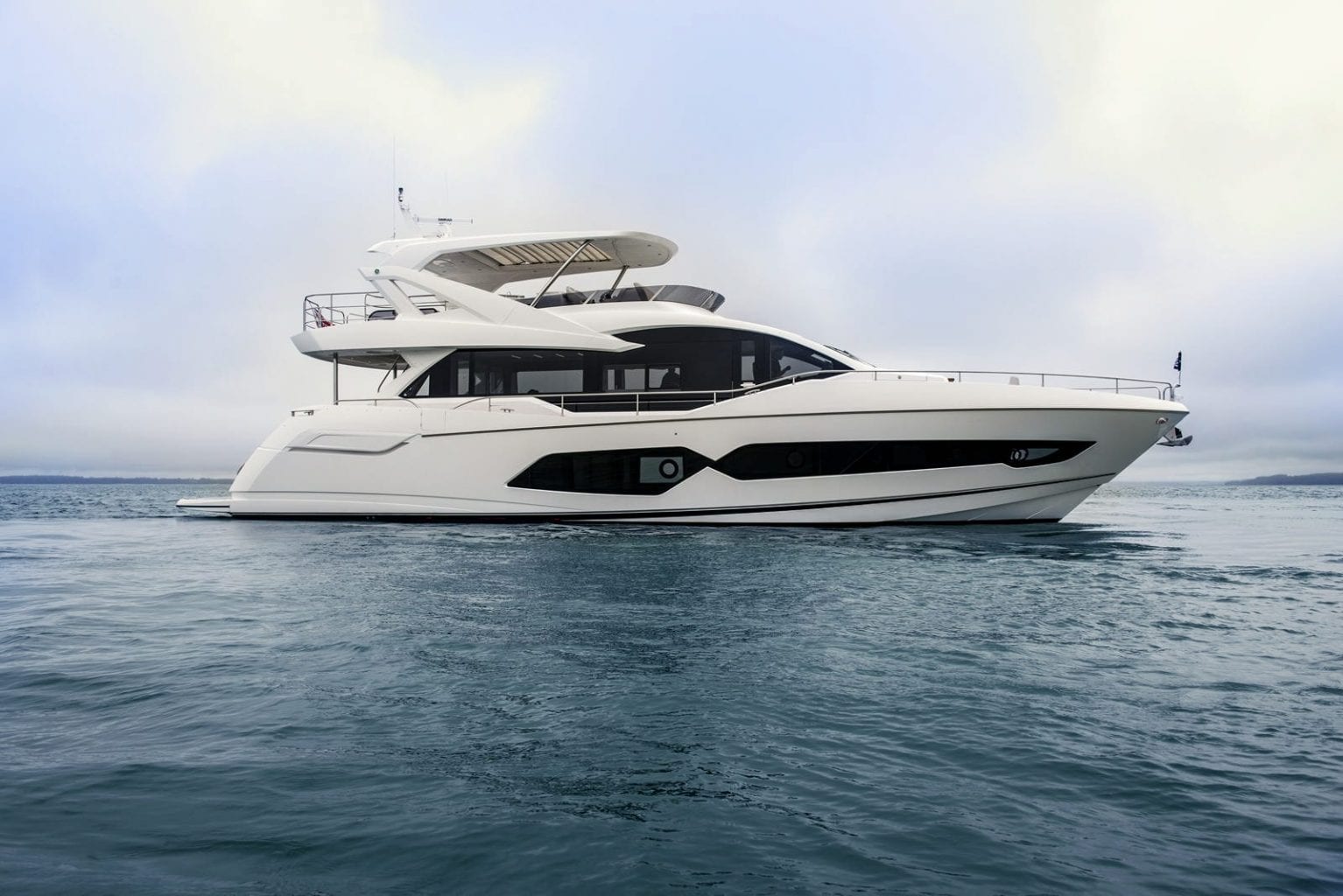 יאכטה Sunseeker Yacht 76 - יאכטה Sunseeker Yacht 76 - סטרים יאכטות