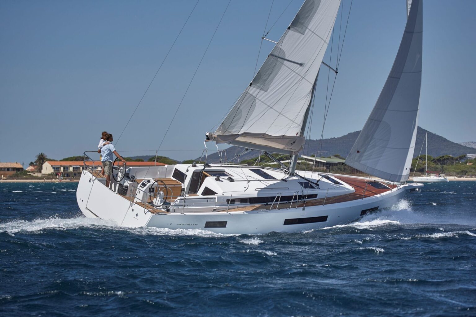 מפרשית JEANNEAU SUN ODYSSEY 440 - סטרים יאכטות