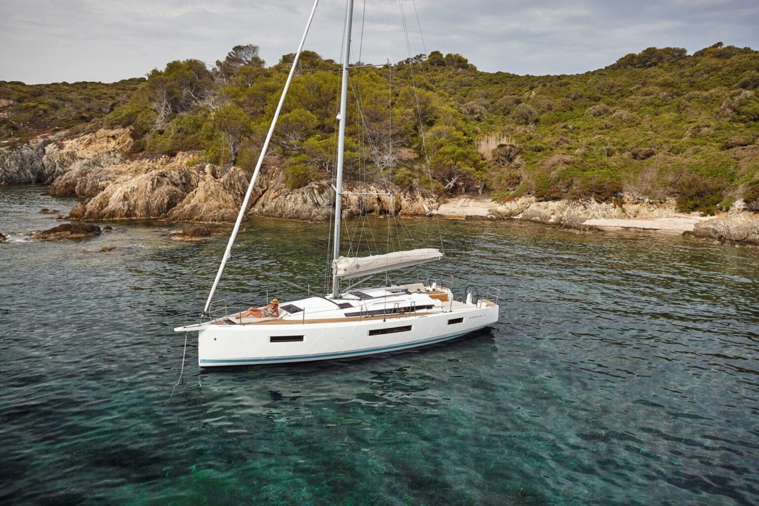 מפרשית JEANNEAU SUN ODYSSEY 440 - סטרים יאכטות 