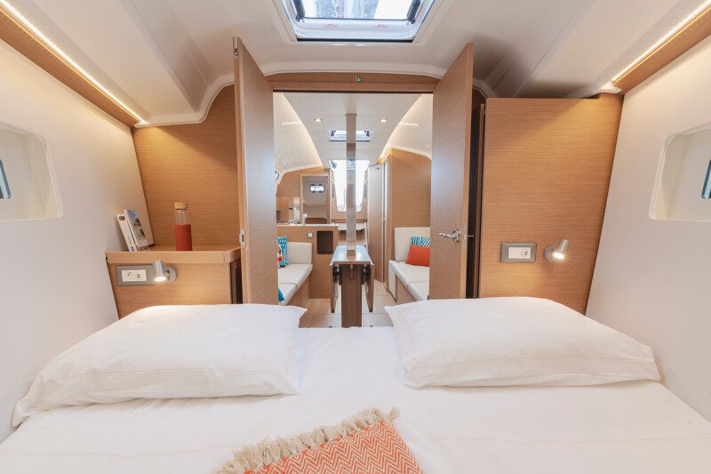JEANNEAU SUN ODYSSEY 350 - סטרים יאכטות