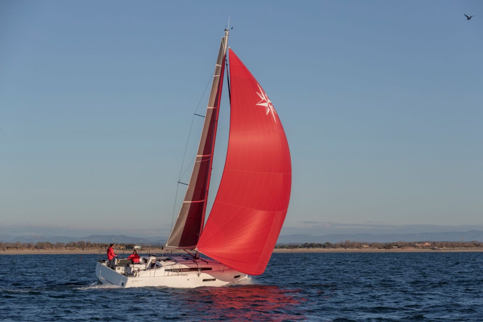 מפרשית JEANNEAU SUN ODYSSEY 380 - סטרים יאכטות