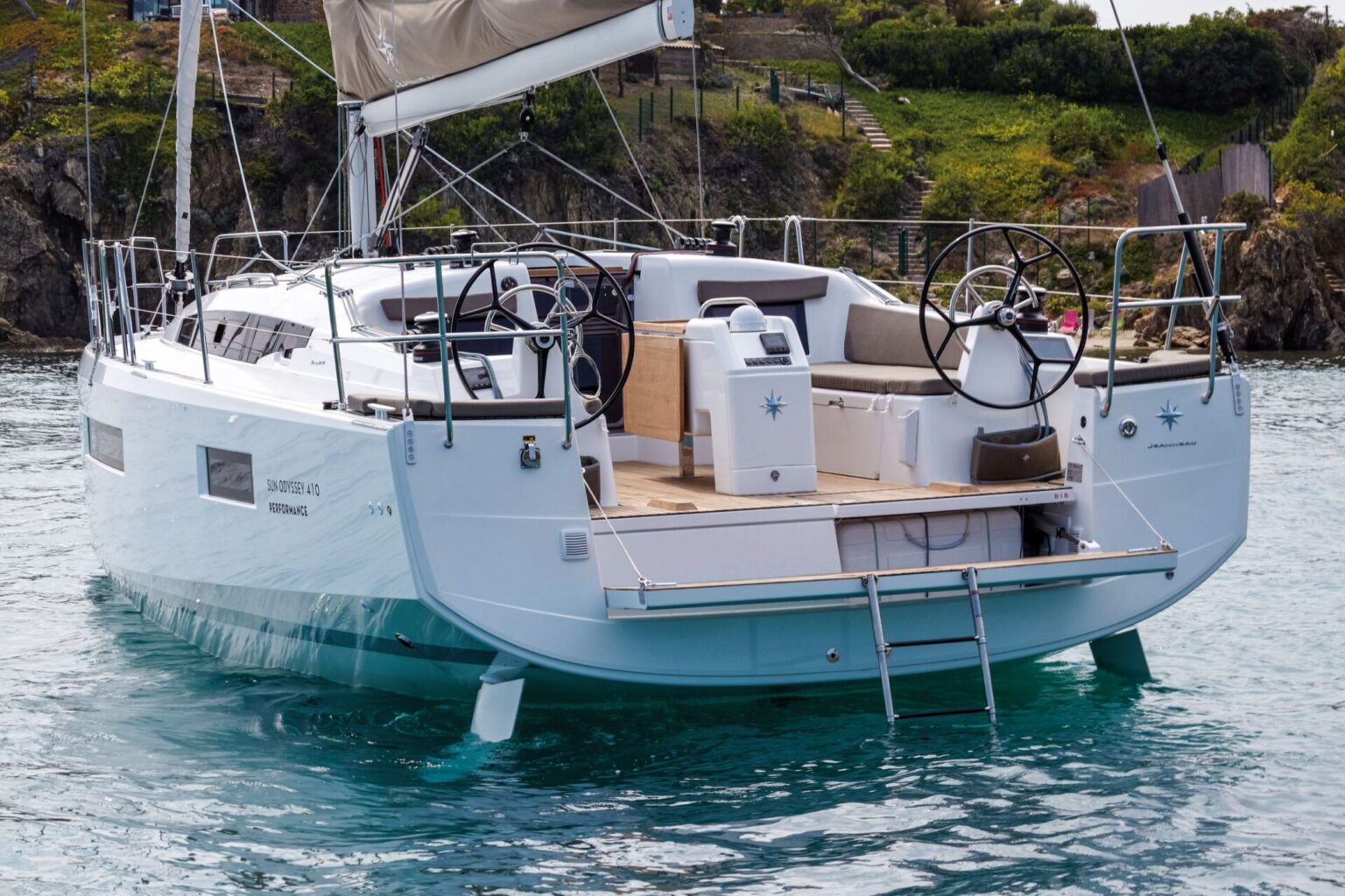מפרשית JEANNEAU SUN ODYSSEY 410 - סטרים יאכטות