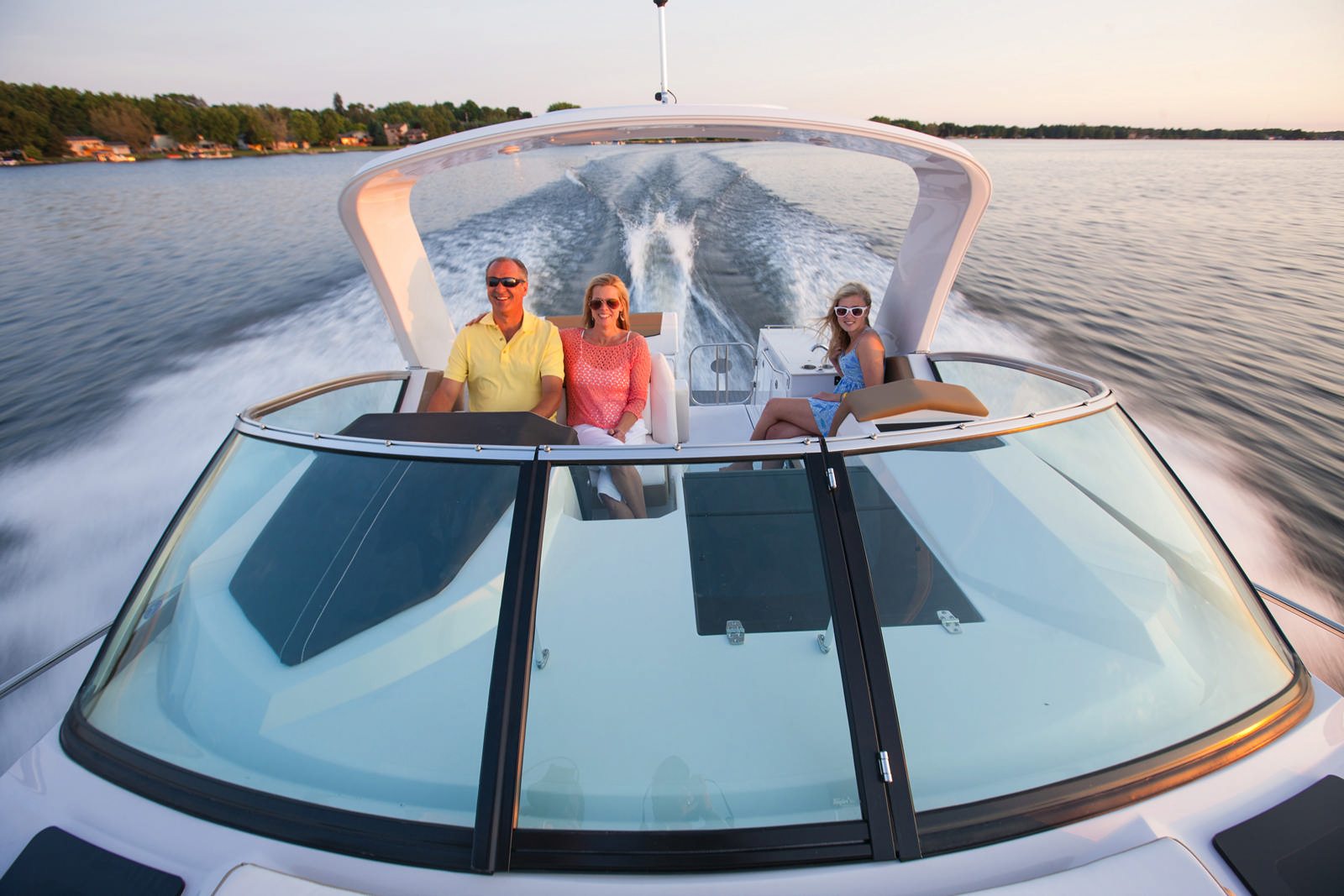 יאכטה לרישיון עוצמה ב' Four Winns V275 - Four Winns V275 - Stream Yachts