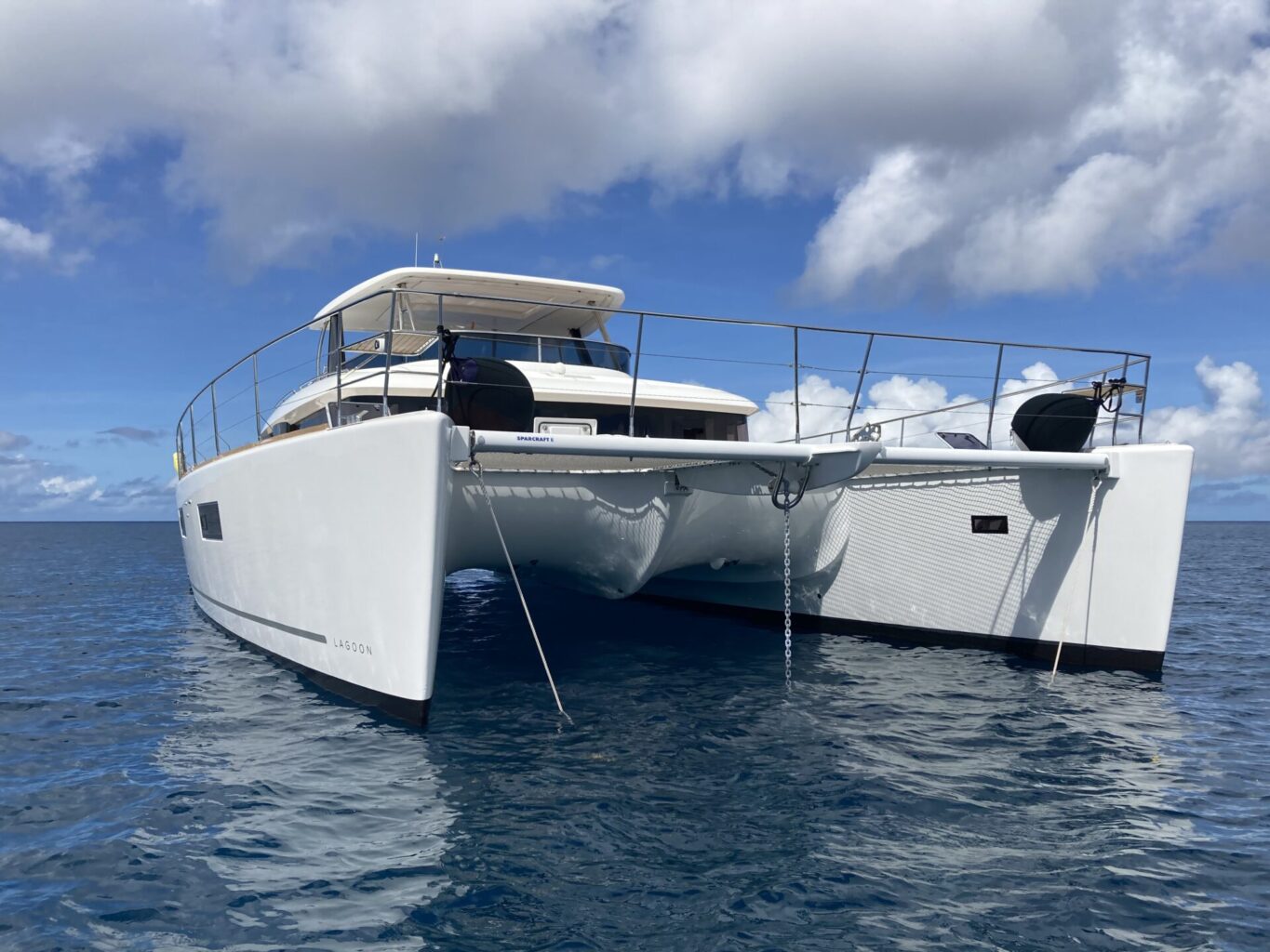 2019 Lagoon 630 - סטרים יאכטות