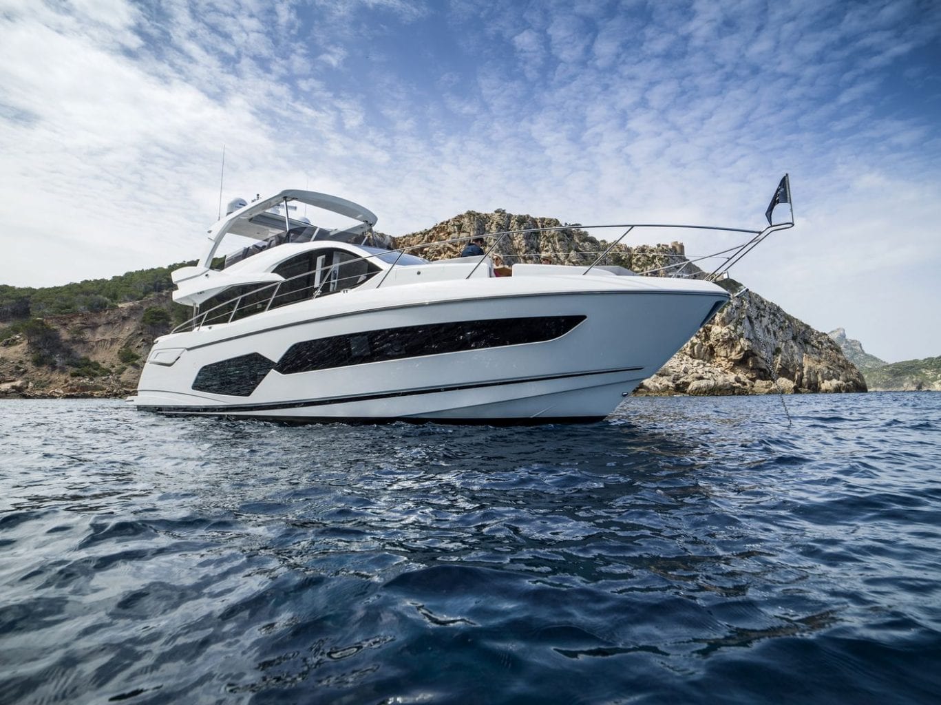 יאכטה Sunseeker Manhattan 66 - יאכטה Sunseeker Manhattan 66 - סטרים יאכטות
