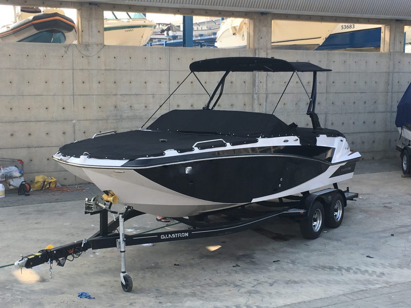 סירה יד שניה GLASTRON GTD 225 - סטרים יאכטות