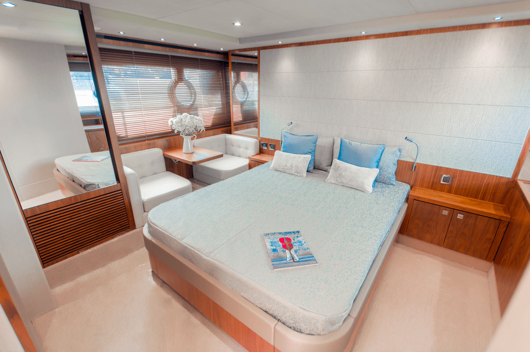 Sunseeker Predator 57 - סטרים יאכטות